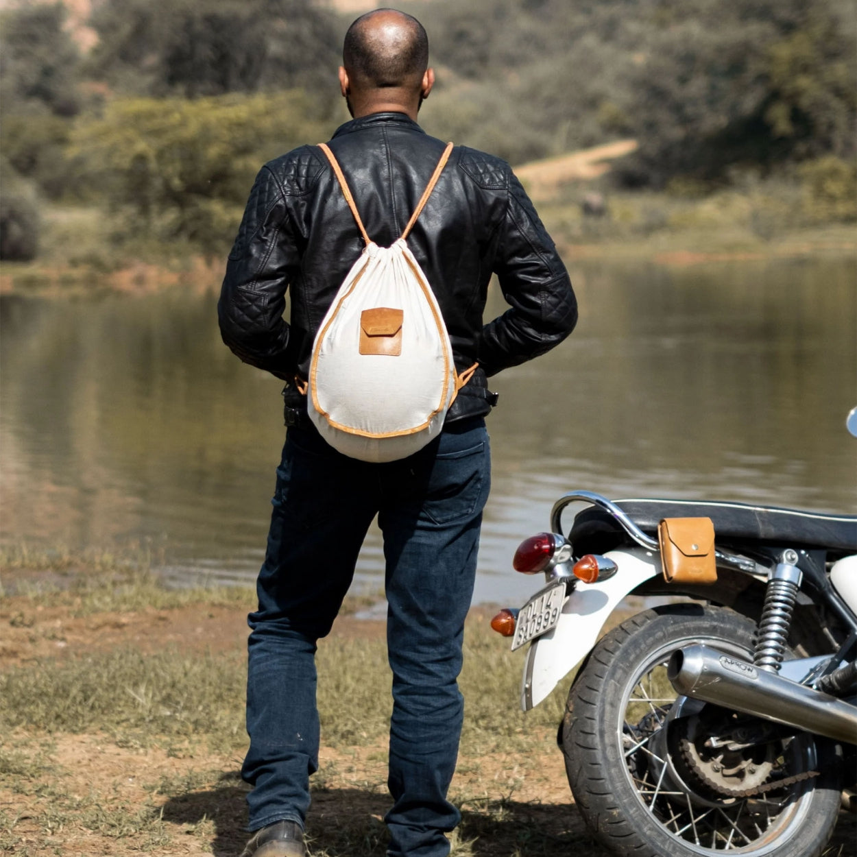 Trip Machine Trooper Helmet Bag - vintage tan