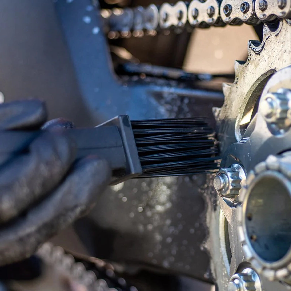 Motorrad Kettenbürste
