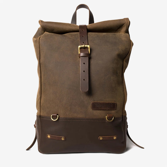 Trip Machine Backpack Pannier Classic - tobacco. Klassische Motorrad-Gepäcktasche aus dunkelbraunen Leder im Retro-/Vintage-Stil, mit 15 Liter Volumen perfekt für einen Mehr-Tages Ausflug. Einfaches Montagesystem an nahezu jedem Motorrad möglich.